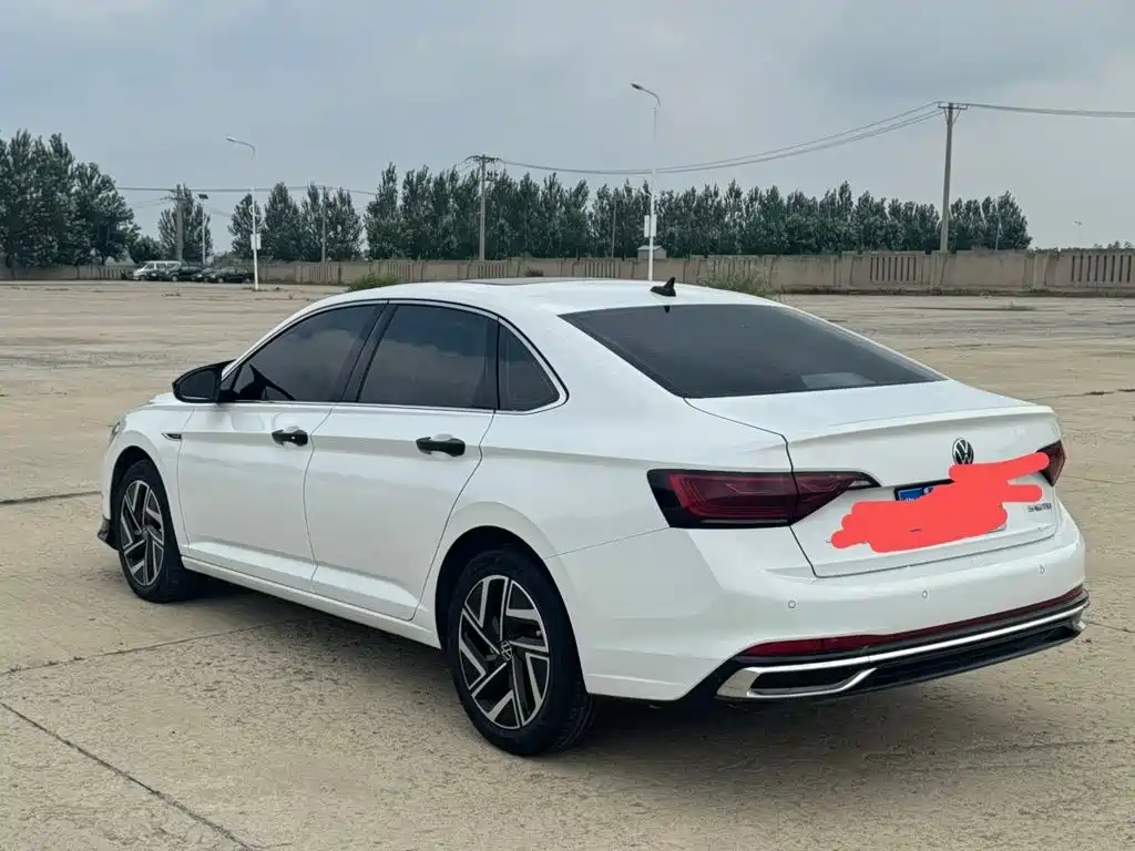 Volkswagen Sagitar 2022