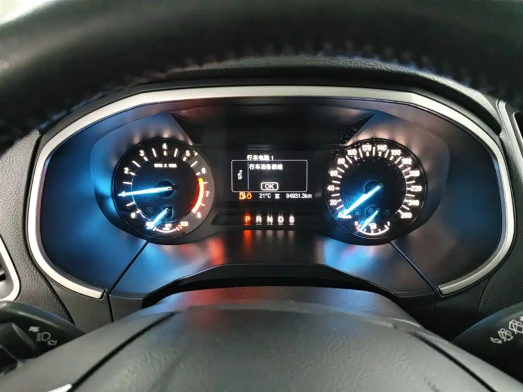 Ford Edge 2018 — фото 12