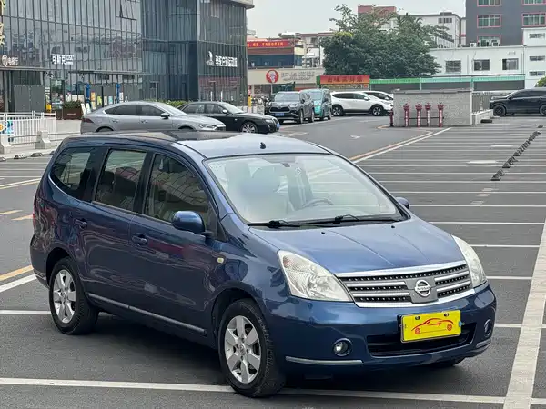 Nissan Junyi 2006