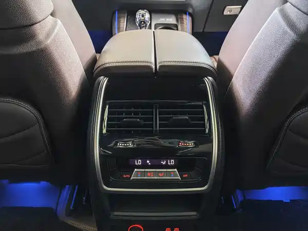 BMW X5 2023