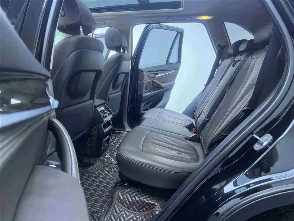 BMW X5 2015 — фото 15