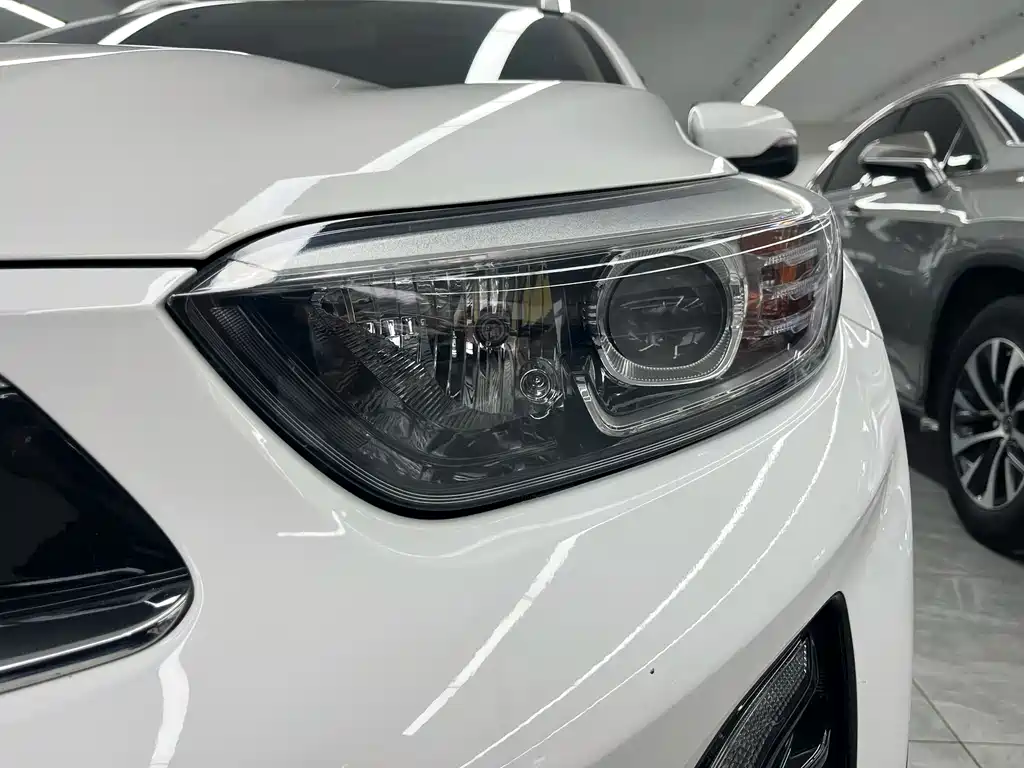 Kia KX1 2022 — фото 18