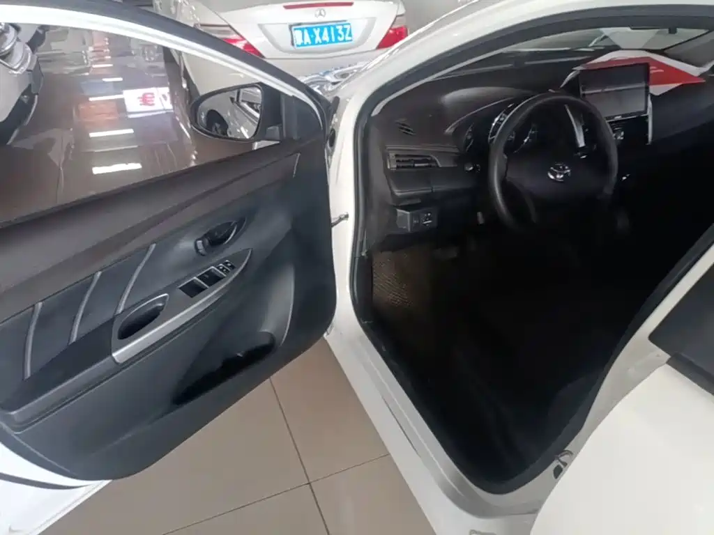 Toyota Vios 2016 — фото 16