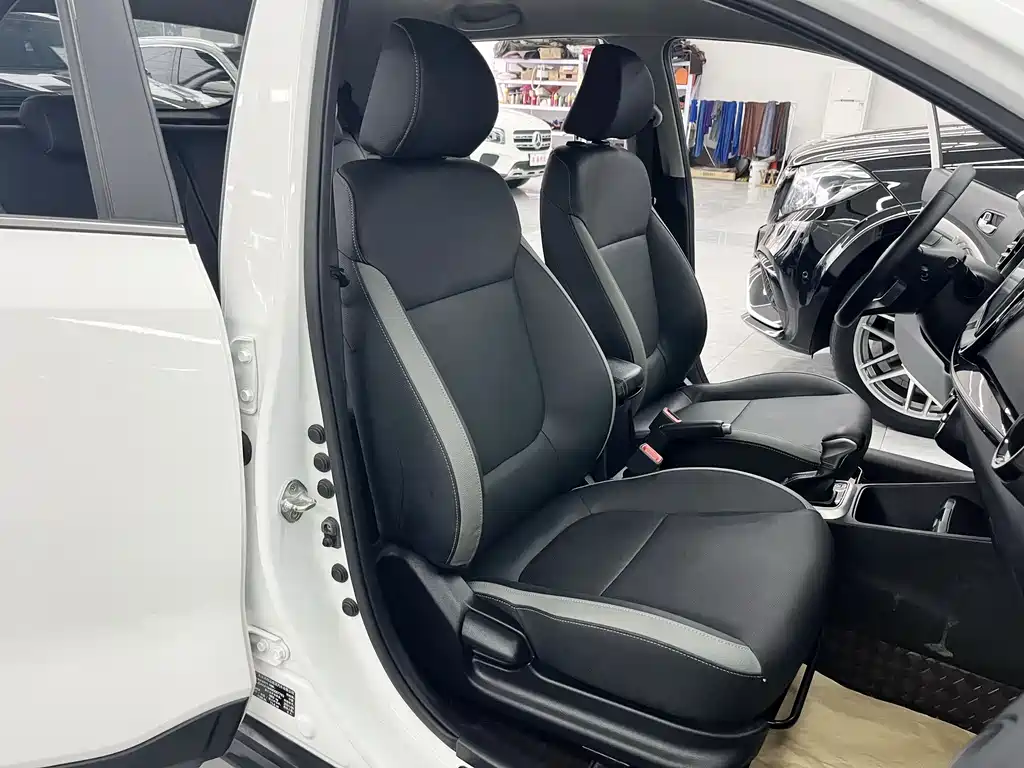 Kia KX1 2022 — фото 13