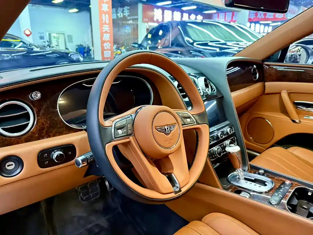Bentley Flying Spur 2016 — фото 5
