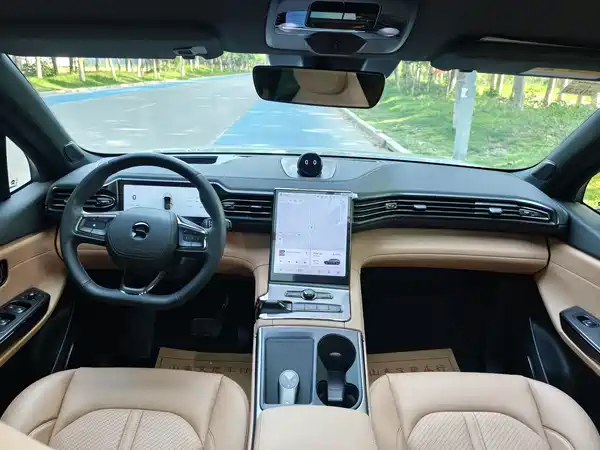 NIO ES6 2021