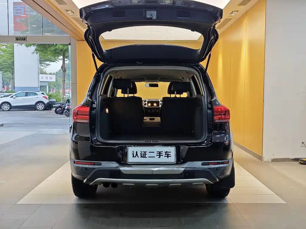 Volkswagen Tiguan 2014 — фото 26