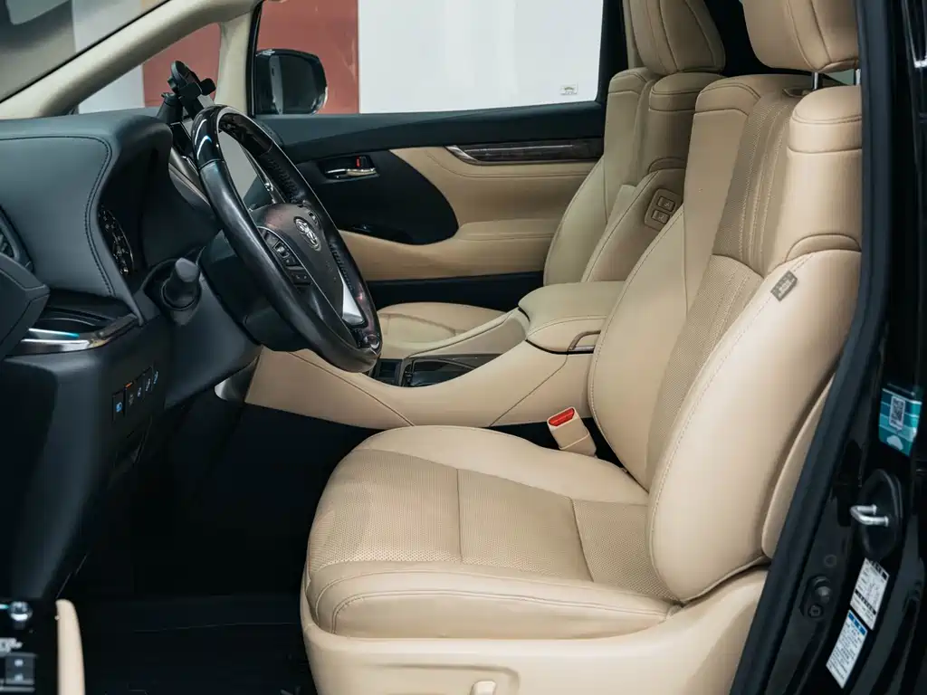 Toyota Alphard 2020 — фото 9