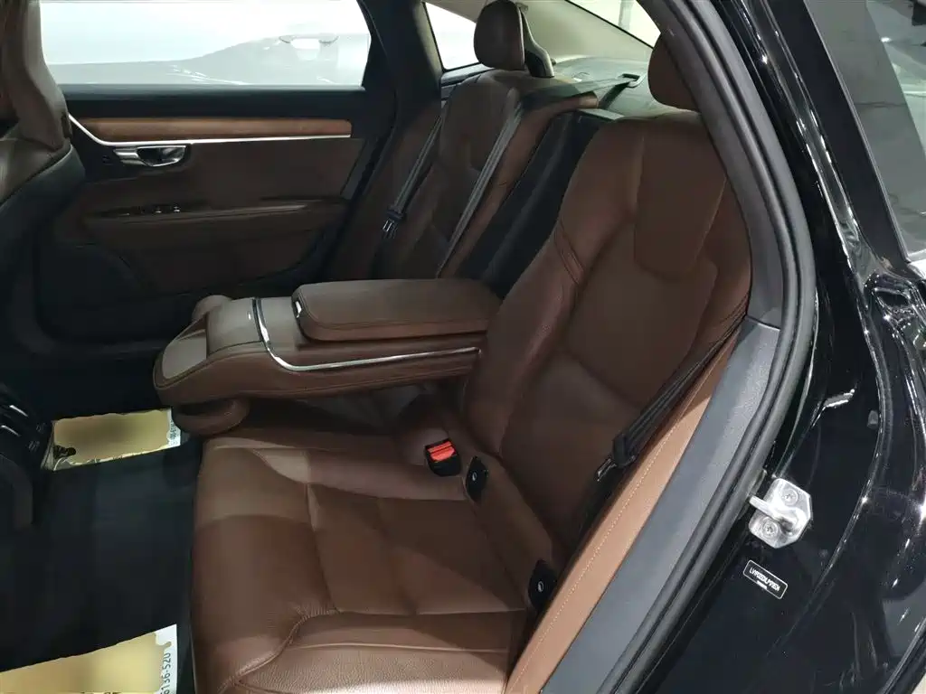 Volvo S90 2020 — фото 14