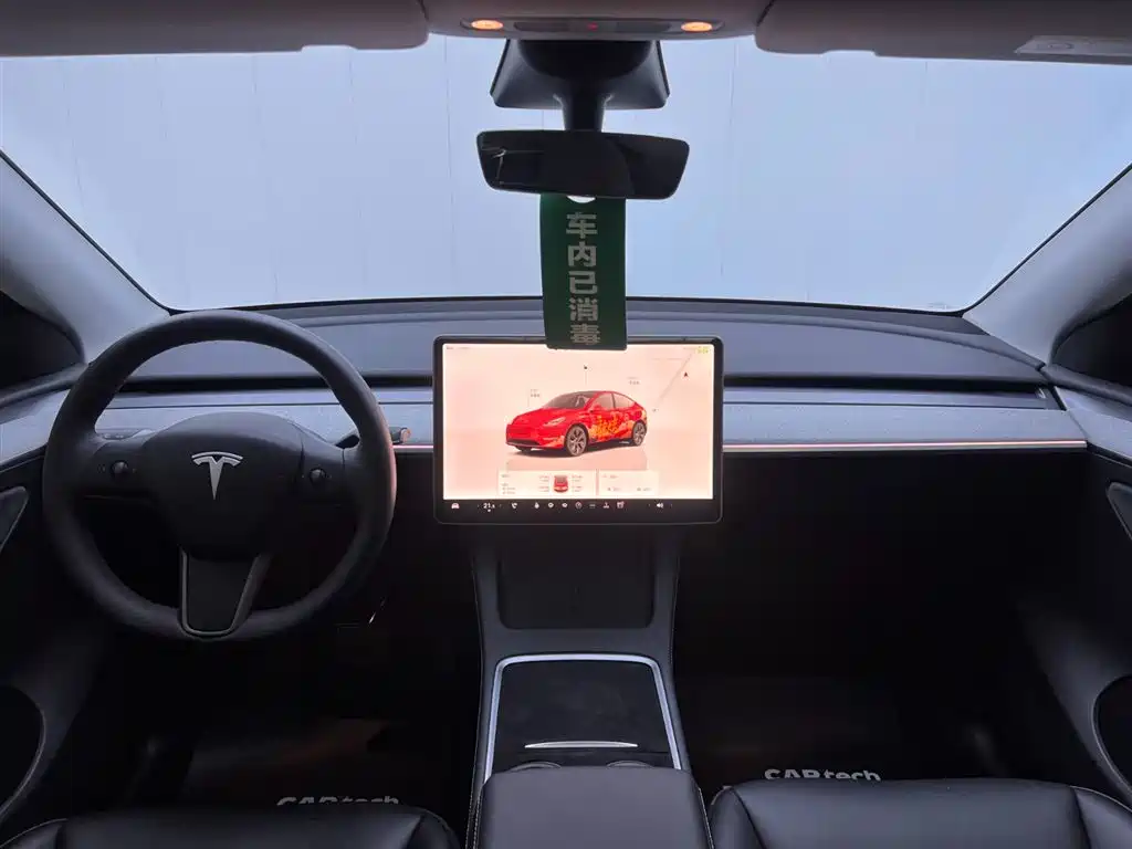 Tesla Model Y 2024 — фото 19