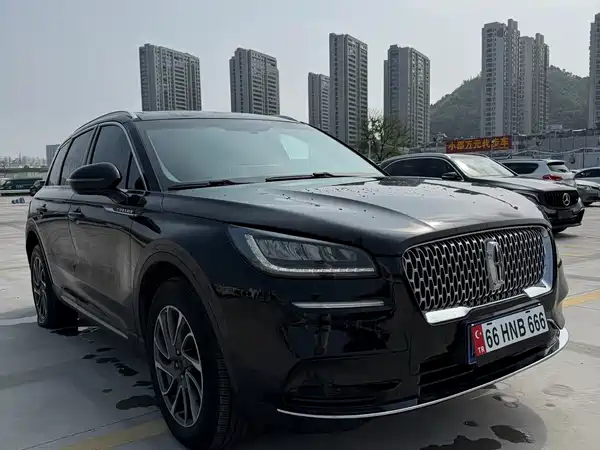 Lincoln Corsair 2023