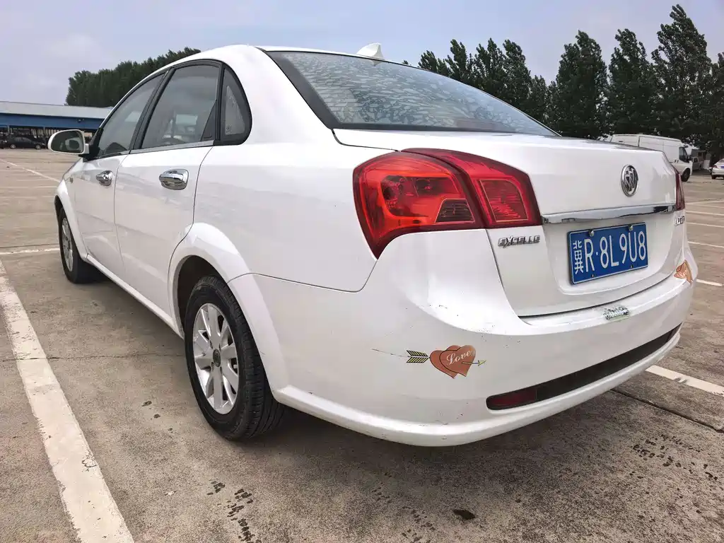 Buick Excelle 2013