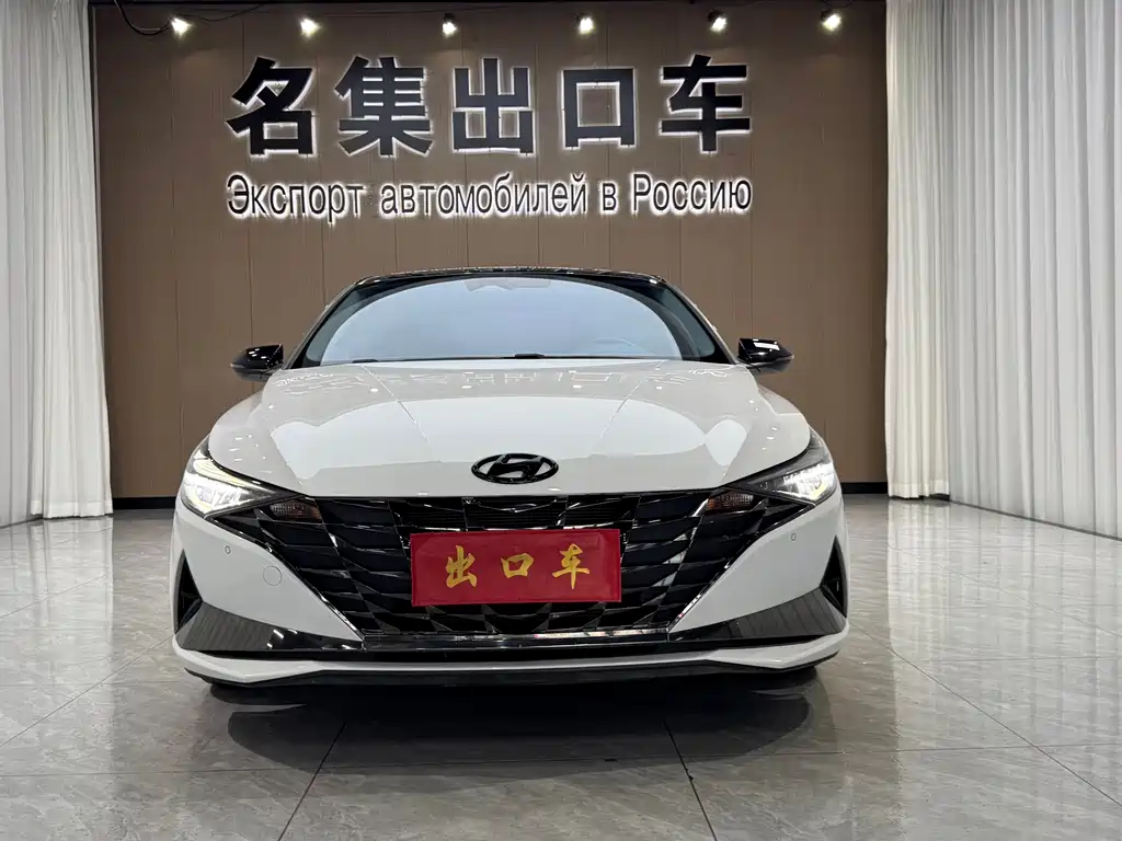 Hyundai Elantra 2023