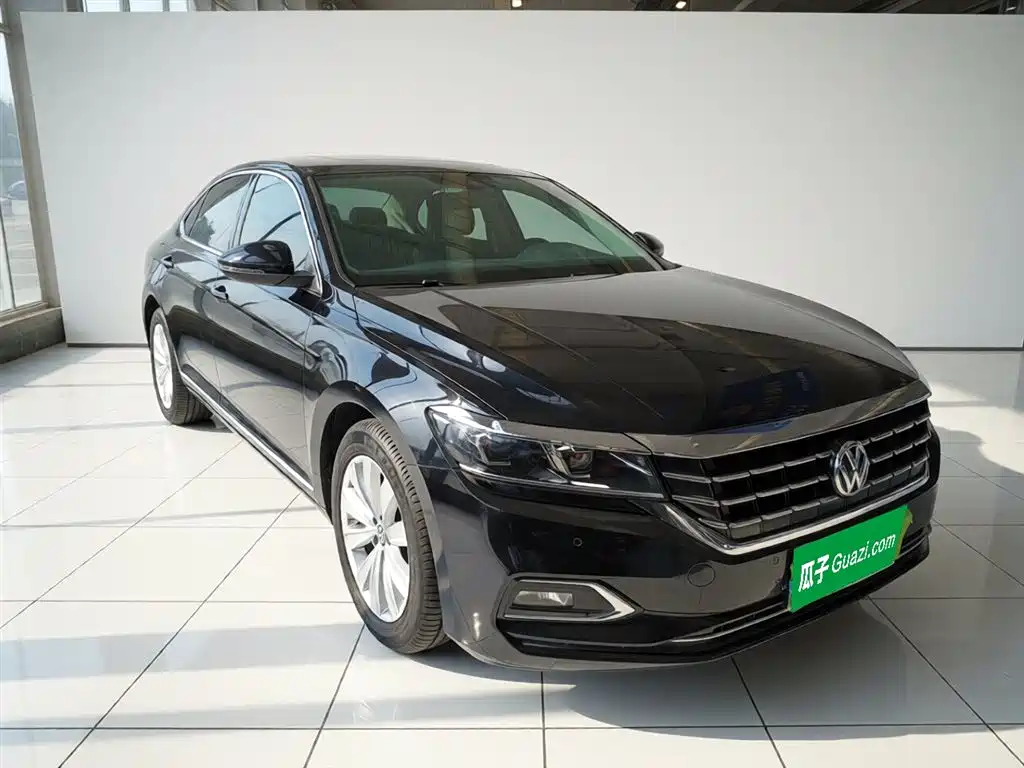 Volkswagen Passat 2020 — фото 22