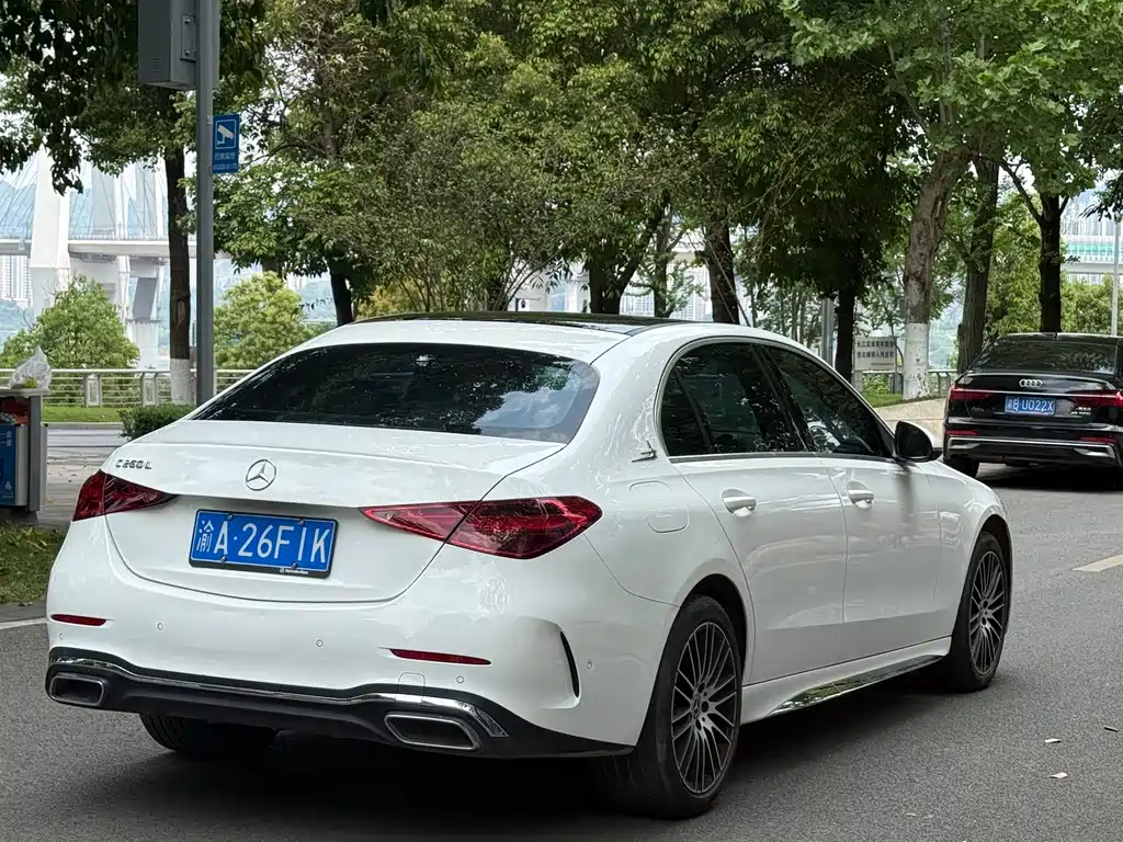 Mercedes-Benz C-Class 2022 — фото 10