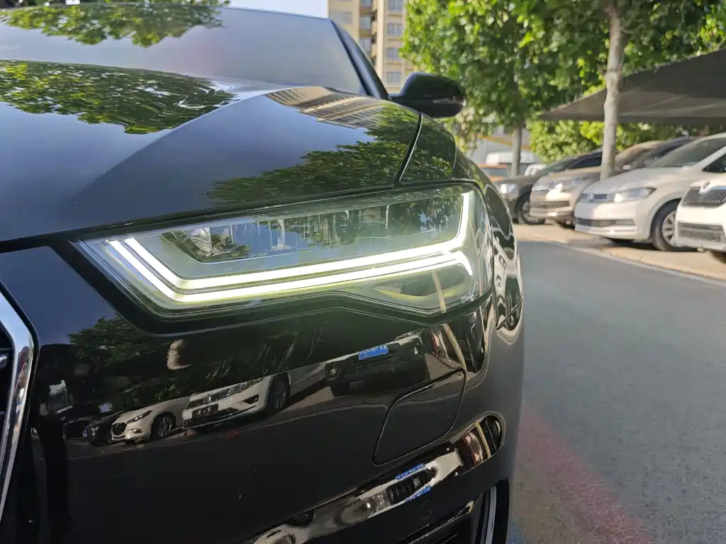 Audi A6L 2018 — фото 12