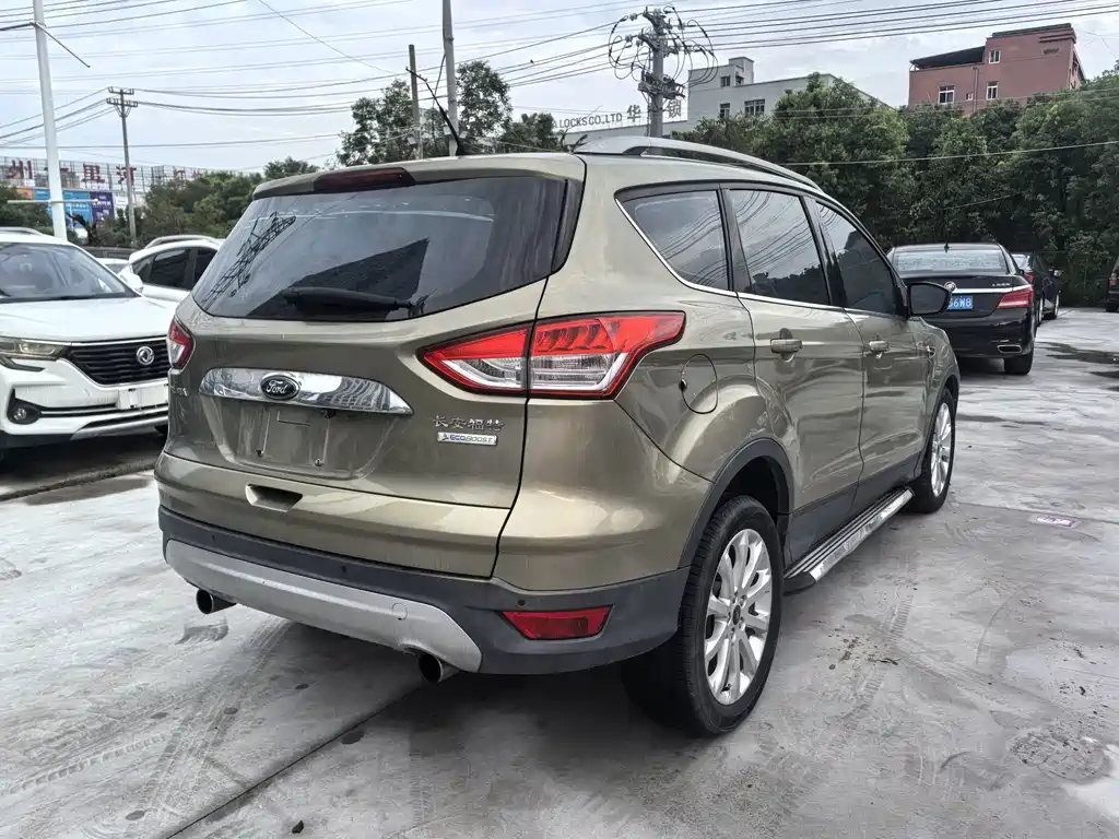 Ford Kuga 2014 — фото 3