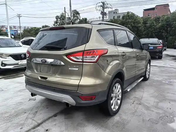 Ford Kuga 2014