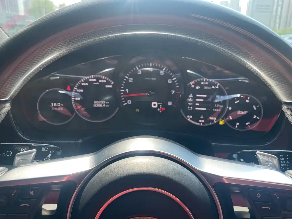Porsche Panamera 2018 — фото 12