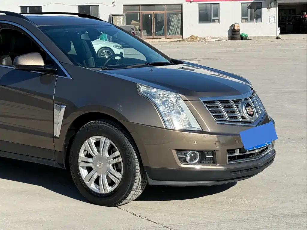 Cadillac SRX 2016 — фото 4