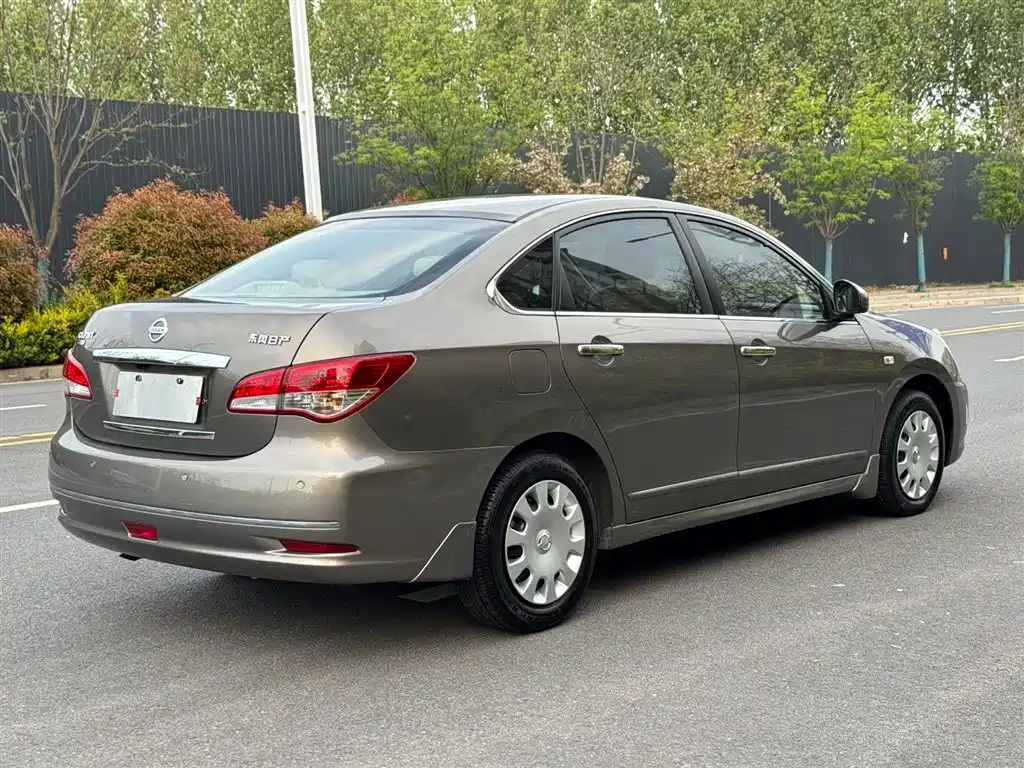 Nissan Sylphy 2012 — фото 13