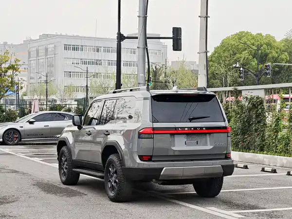 Lexus GX 2024