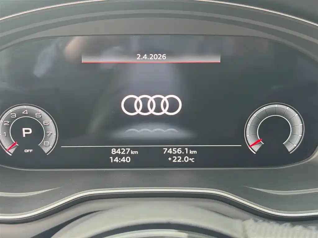 Audi A4L 2025 — фото 4