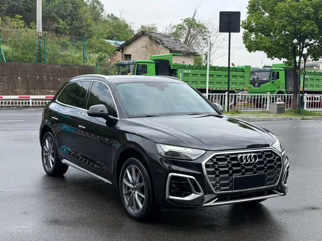 Audi Q5L 2022 — фото 3