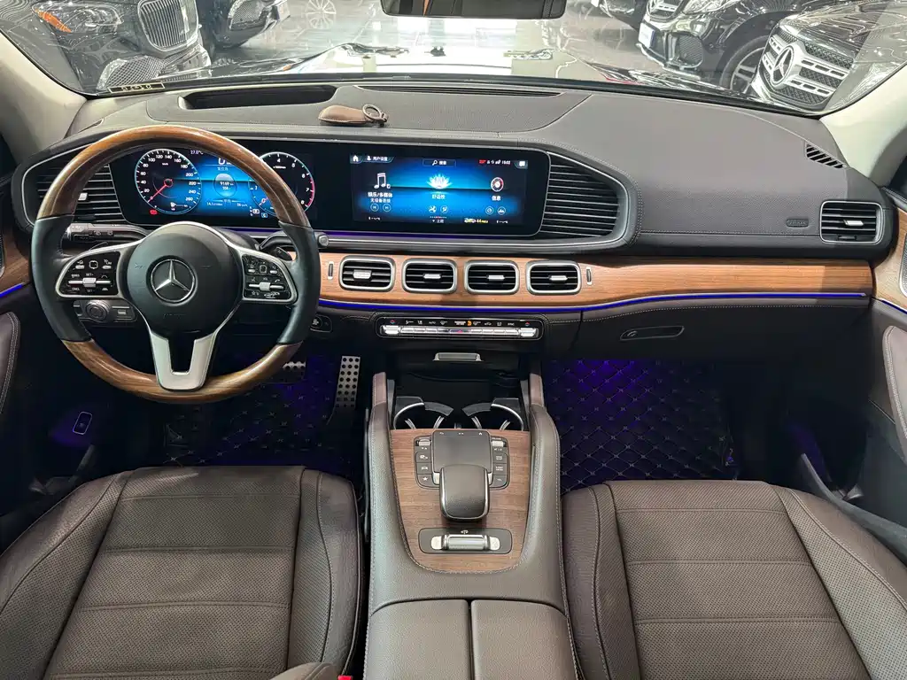 Mercedes-Benz GLS 2022 — фото 9
