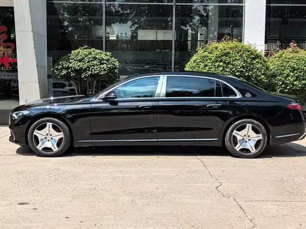 Mercedes-Benz Maybach S-Class 2026