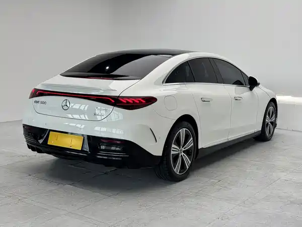 Mercedes-Benz EQE 2025