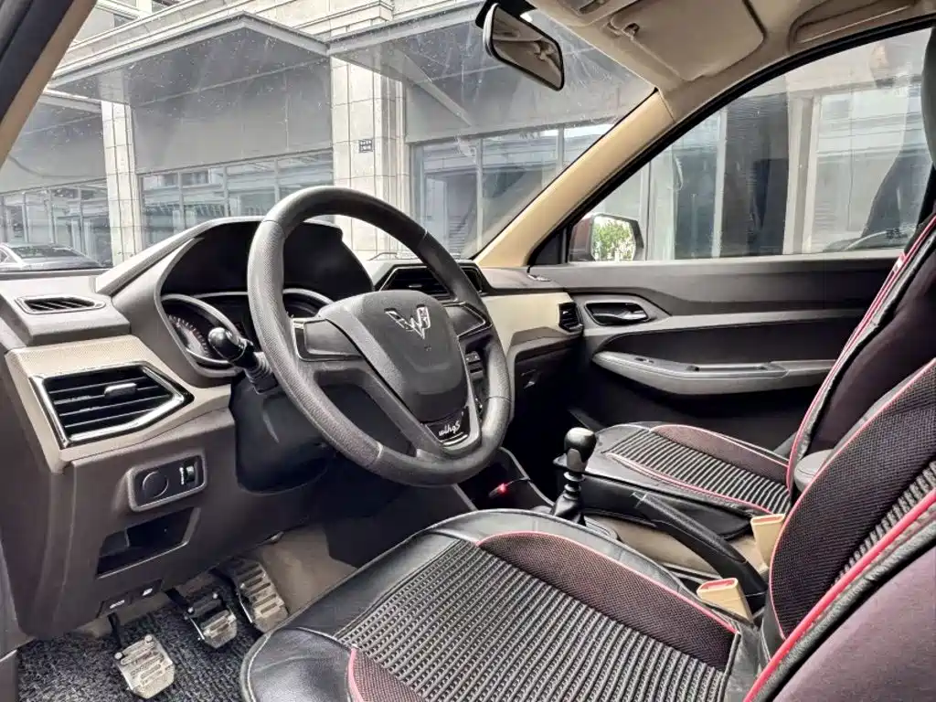Wuling Hongguang 2019 — фото 14