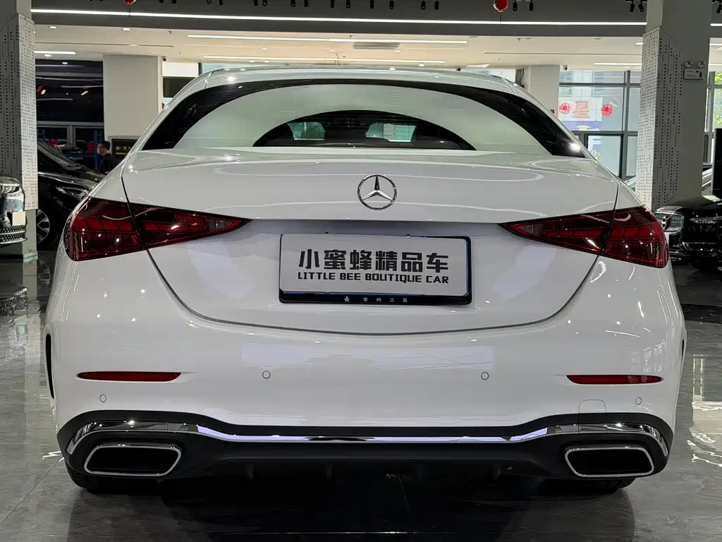 Mercedes-Benz C-Class 2024 — фото 14