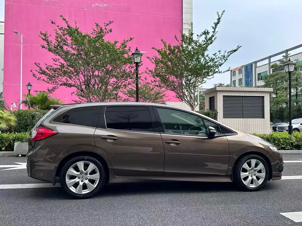 Honda Jade 2015 — фото 7