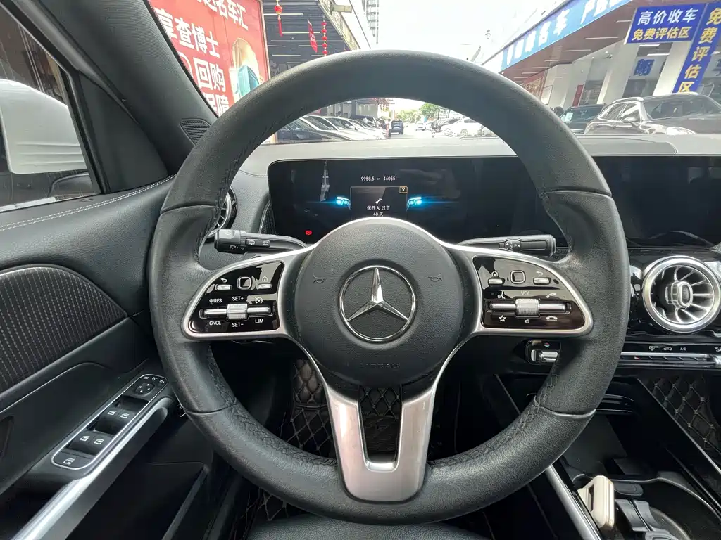Mercedes-Benz GLB 2021 — фото 18