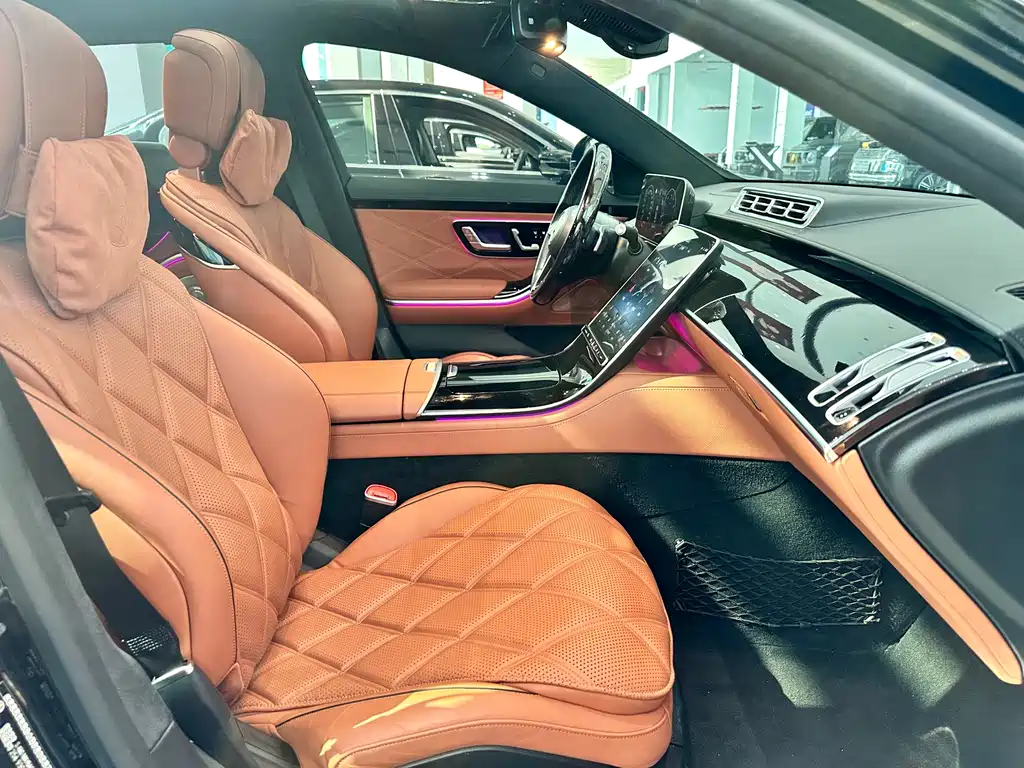 Mercedes-Benz Maybach S-Class 2022 — фото 17