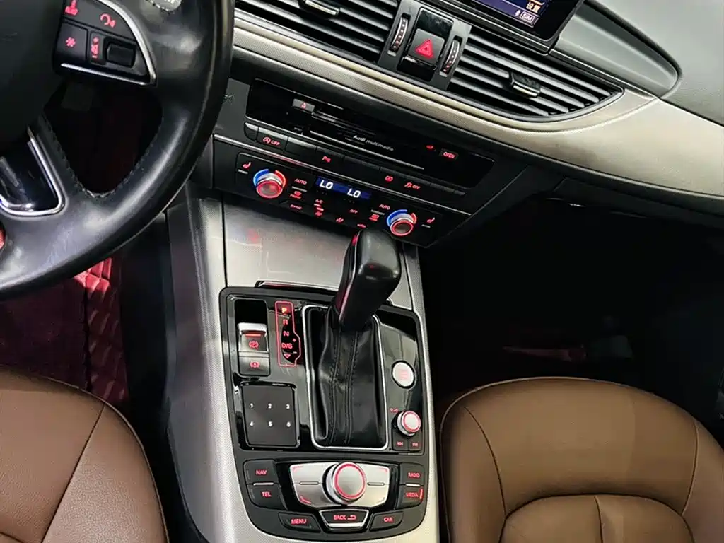 Audi A6L 2018 — фото 13