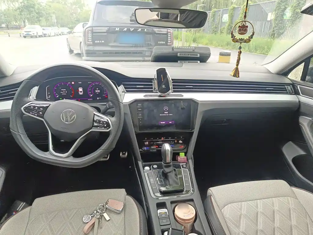 Volkswagen Magotan 2024