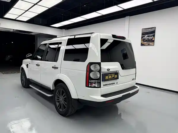 Land Rover Discovery 2015