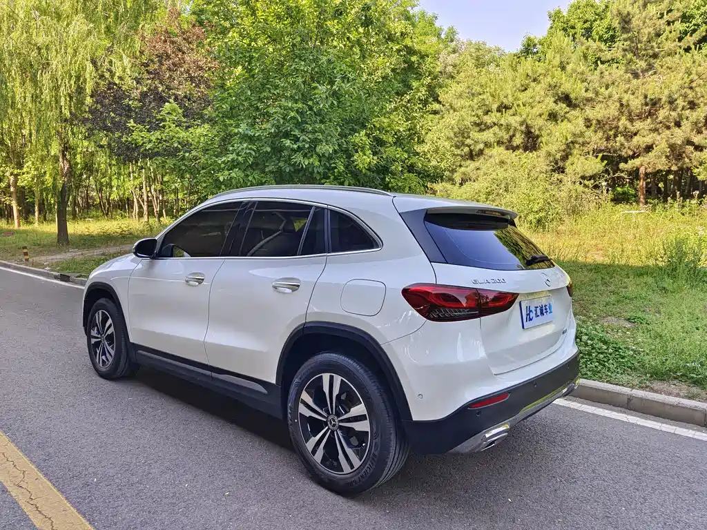 Mercedes-Benz GLA 2021 — фото 4