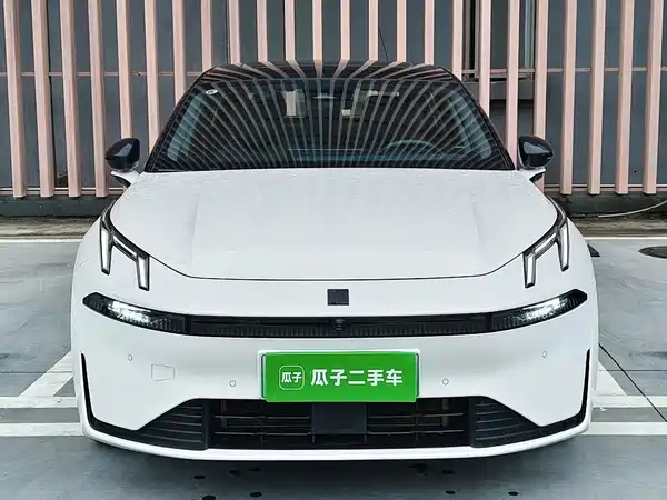 Lynk & Co 07 EM-P 2024