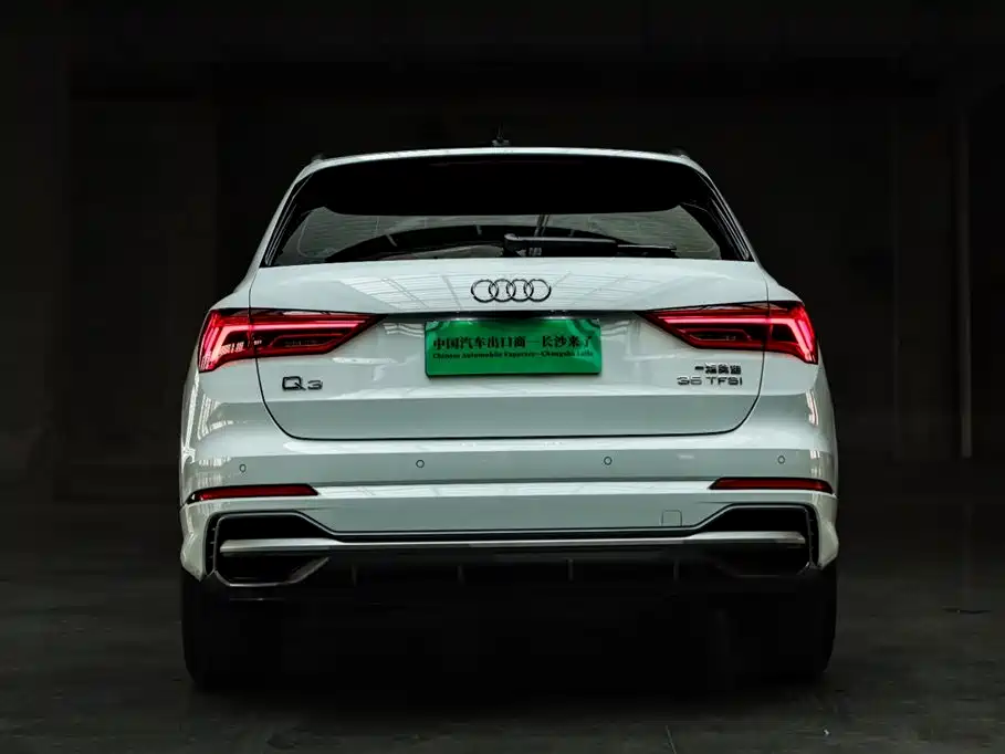 Audi Q3 2023 — фото 6