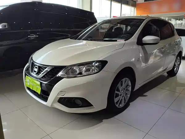 Nissan Tiida 2016