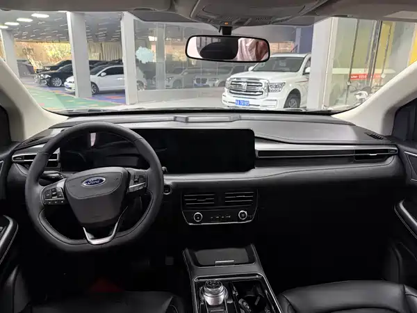 Ford Edge 2022