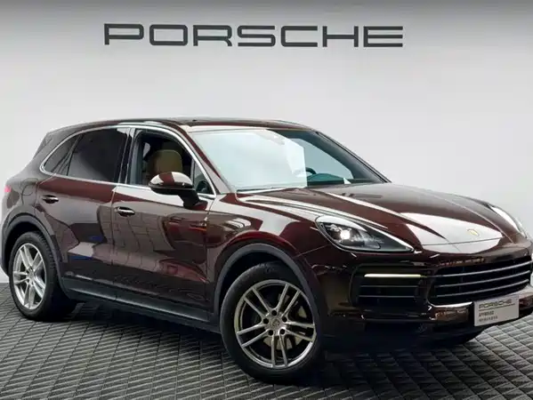 Porsche Cayenne 2021