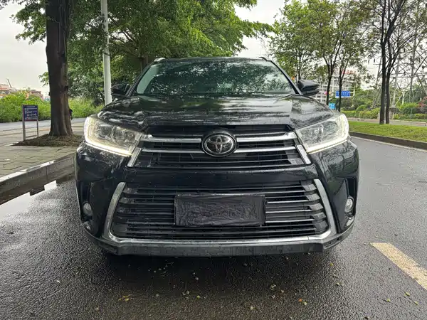 Toyota Highlander 2020