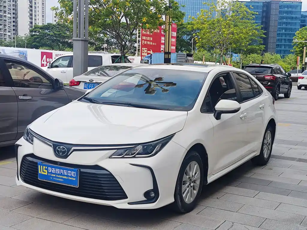 Toyota Corolla 2020 — фото 9
