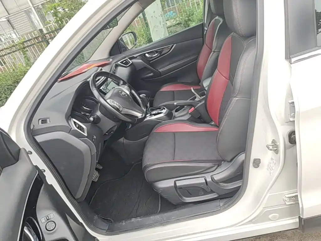 Nissan Qashqai 2018 — фото 15