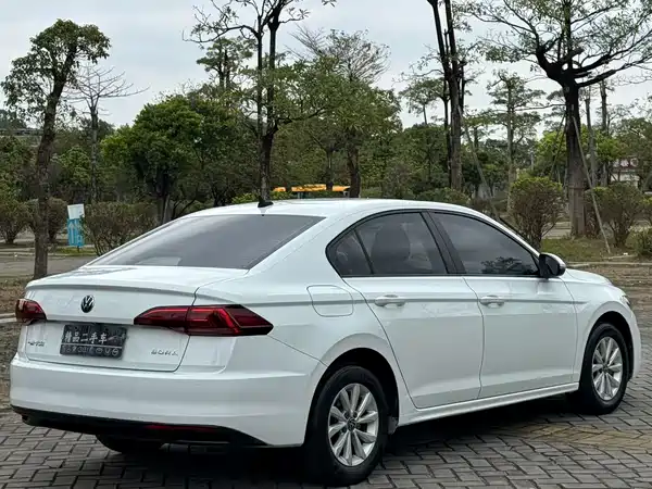 Volkswagen Bora 2021