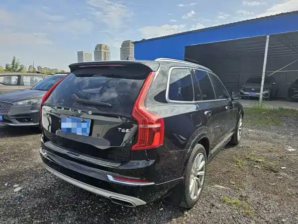 Volvo XC90 2019